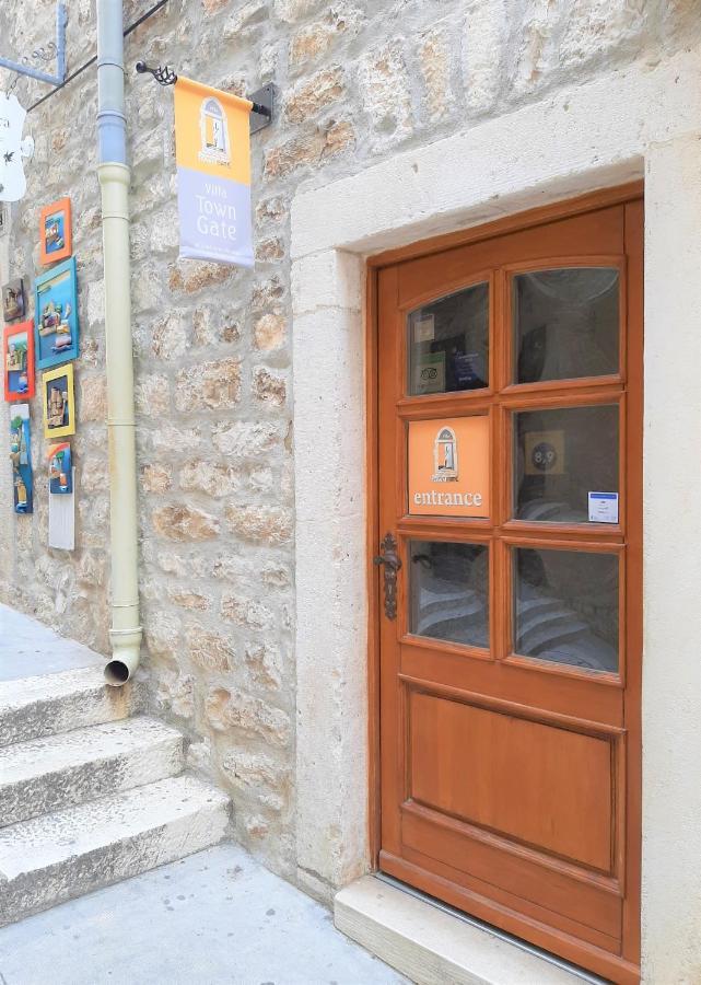 Rooms And Apartments Villa Town Gate Hvar Hvar Town Exterior photo