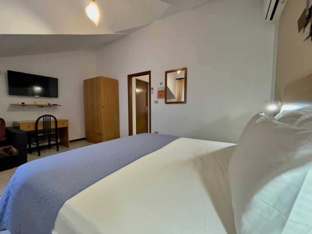 Rooms And Apartments Villa Town Gate Hvar Hvar Town Exterior photo