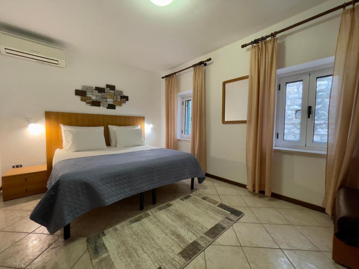 Rooms And Apartments Villa Town Gate Hvar Hvar Town Exterior photo