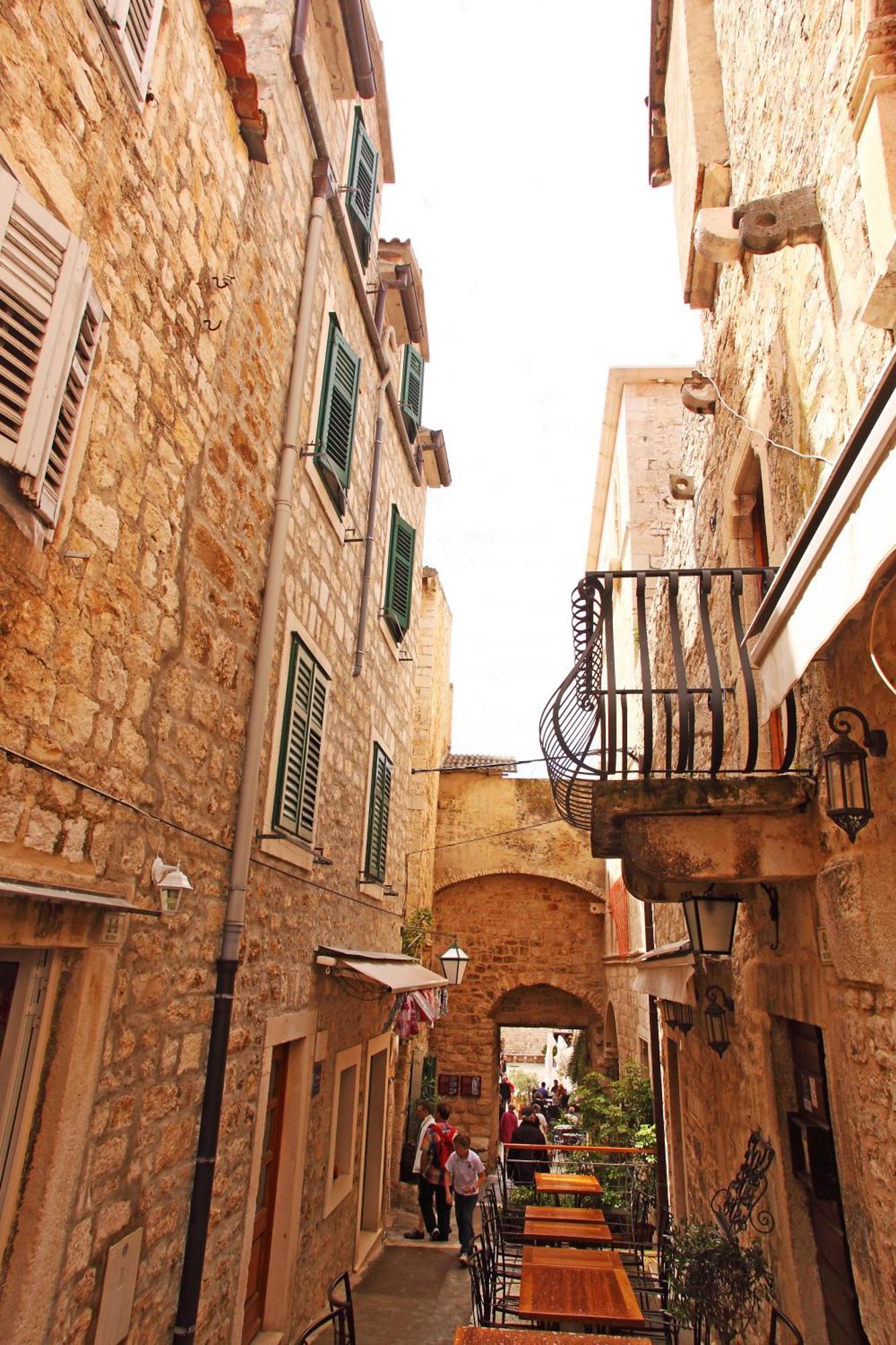 Rooms And Apartments Villa Town Gate Hvar Hvar Town Exterior photo